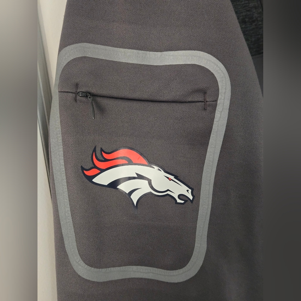 NFL Denver Broncos Hooded Zip-up Jacket Men's Sz Large